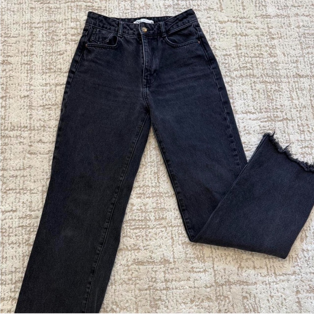 Zara Women's black Straight Leg Jeans